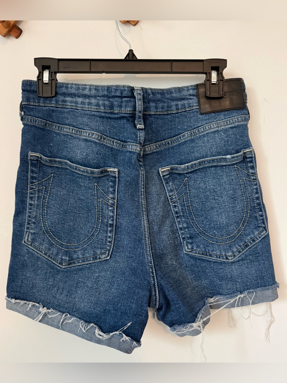 True Religion Jennie Curvy cut off shorts Size 29 High Rise